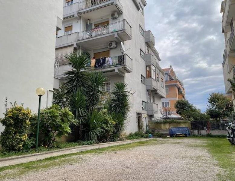 appartamento in vendita a Roma in zona Torrevecchia