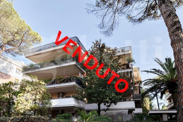 appartamento in vendita a Roma in zona Tor di Quinto
