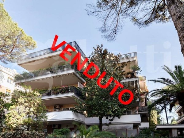 appartamento in vendita a Roma in zona Tor di Quinto