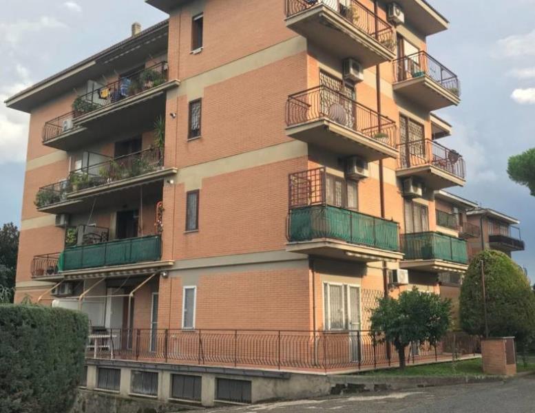appartamento in vendita a Roma in zona Ponte Mammolo