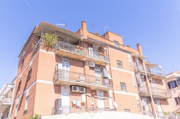 appartamento in vendita a Roma in zona Alessandrino