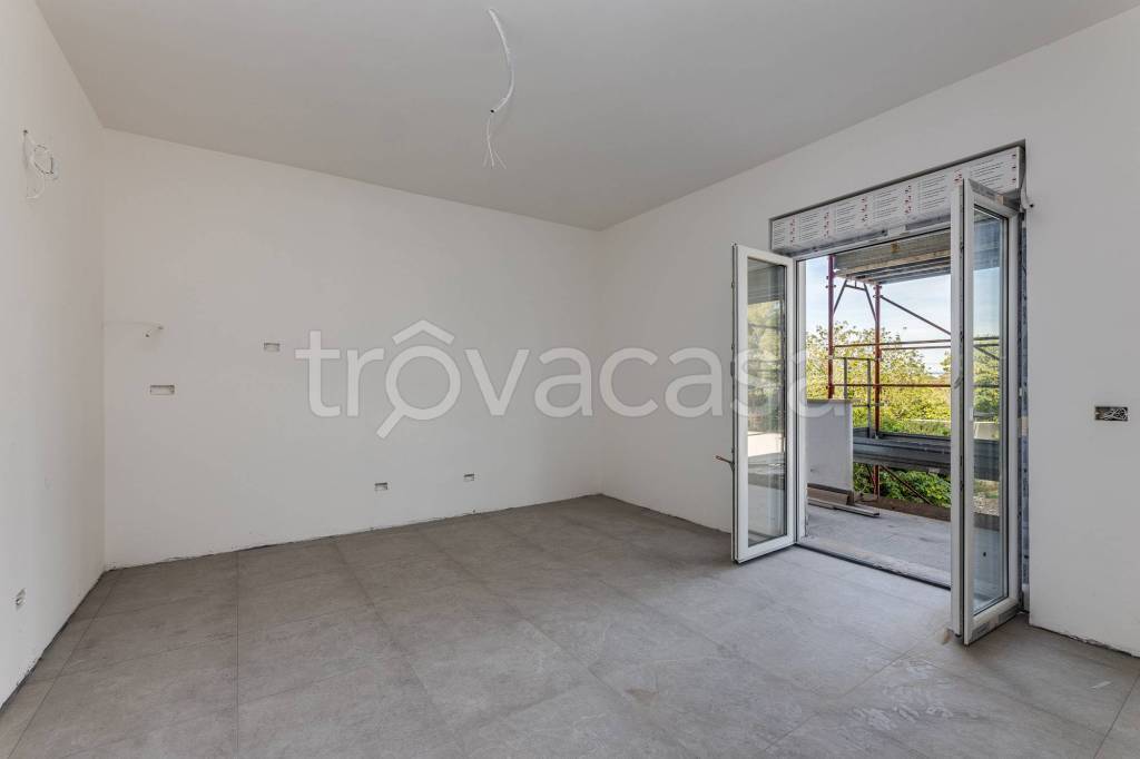 appartamento in vendita a Roma in zona Appio Claudio