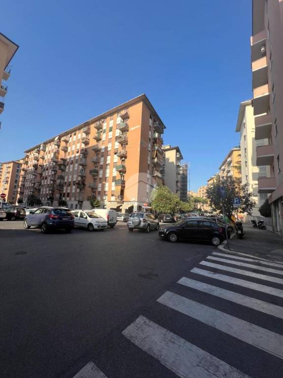 appartamento in vendita a Roma in zona Cinecittà