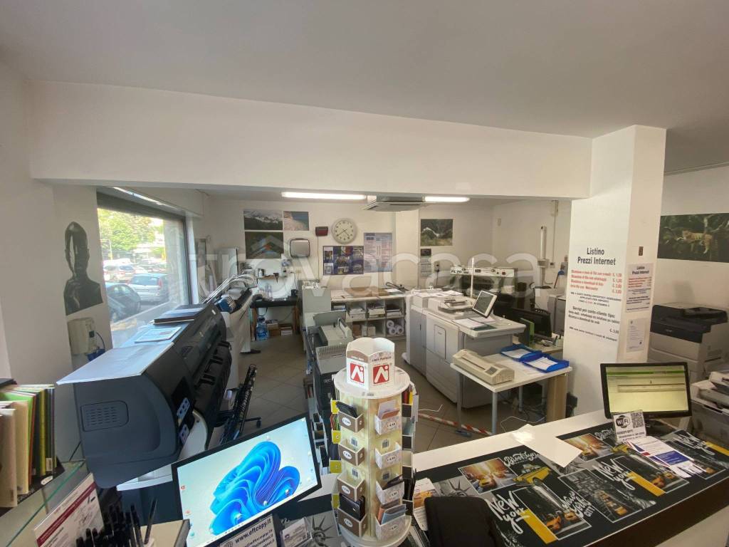 negozio in vendita a Roma in zona Gianicolense
