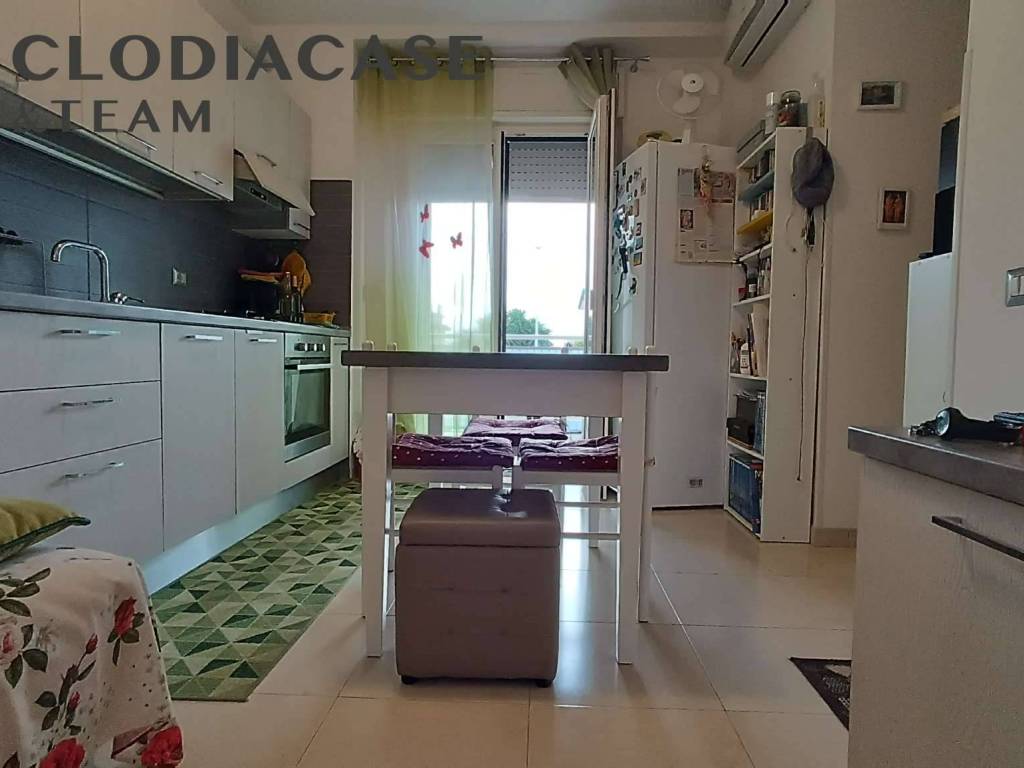 appartamento in vendita a Roma in zona Lunghezza