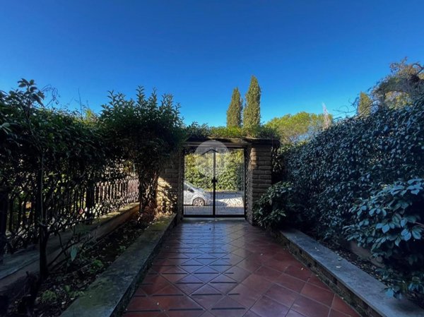 appartamento in vendita a Roma in zona Vigna Murata