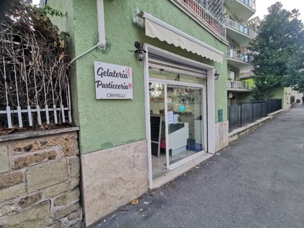 negozio in vendita a Roma in zona Gianicolense