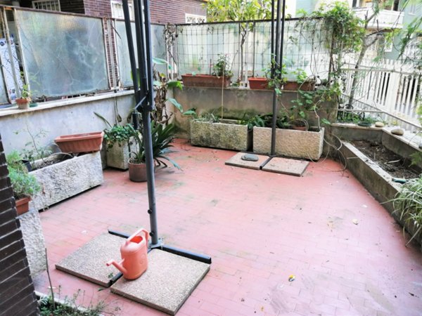 appartamento in vendita a Roma in zona Tuscolano
