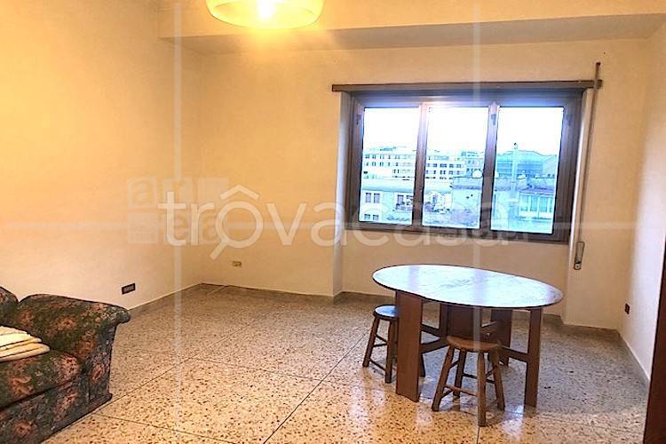 appartamento in vendita a Roma in zona Appio Latino
