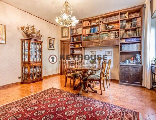 appartamento in vendita a Roma in zona Ostiense
