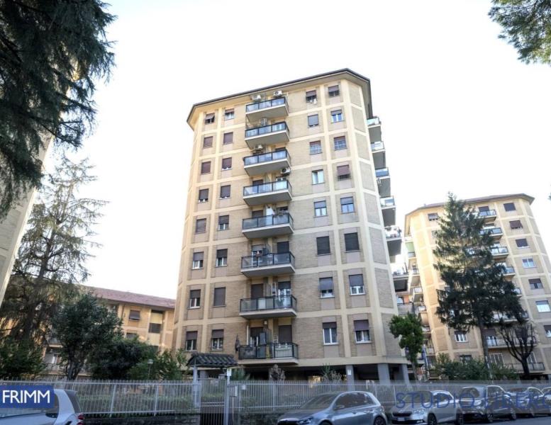 appartamento in vendita a Roma in zona Torre Spaccata