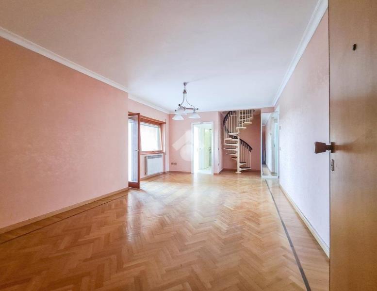 appartamento in vendita a Roma in zona Ottavia