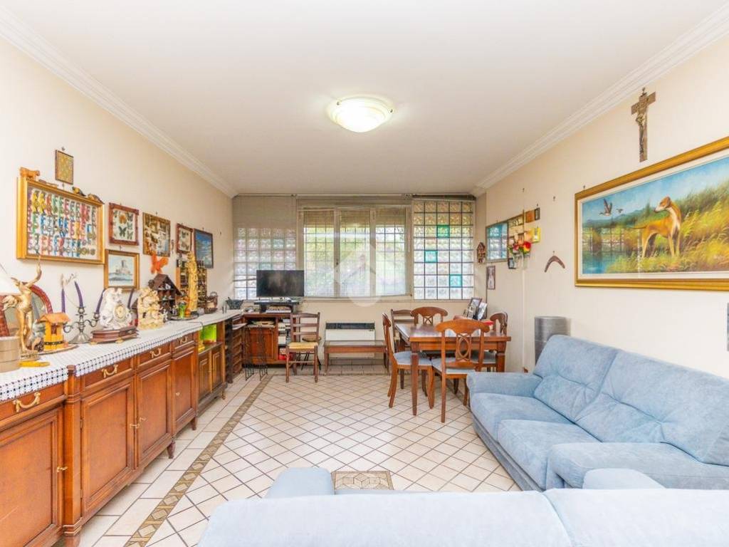appartamento in vendita a Roma in zona Monte Sacro/Talenti