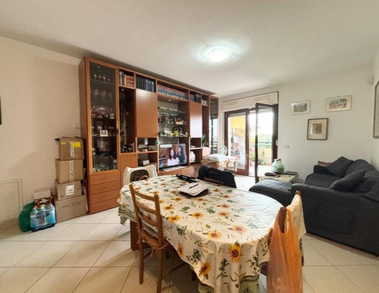appartamento in vendita a Roma in zona Mostacciano