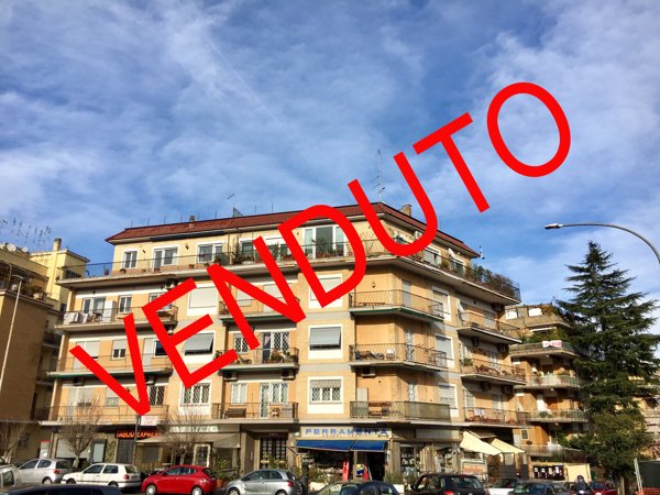 appartamento in vendita a Roma in zona Trastevere