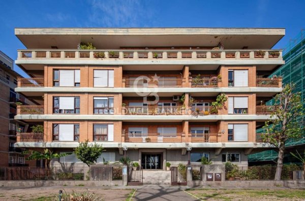 appartamento in vendita a Roma in zona Portuense
