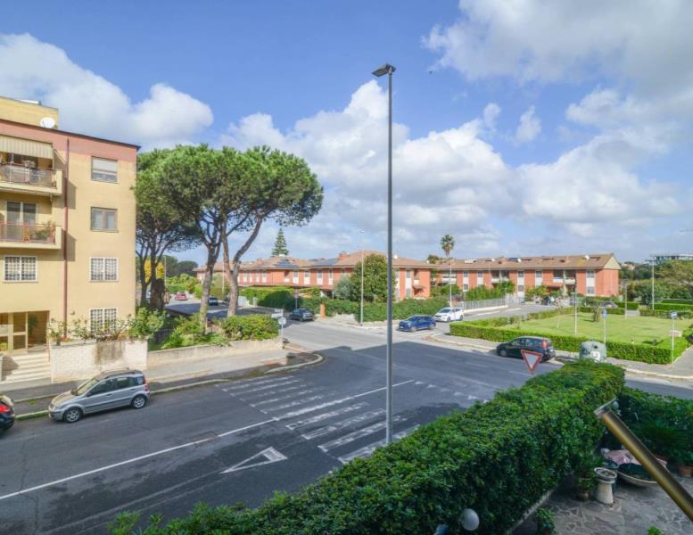 appartamento in vendita a Roma in zona Dragona/Bagnoletto