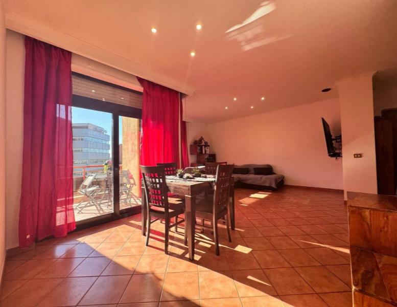 appartamento in vendita a Roma in zona Giuliano Dalmata