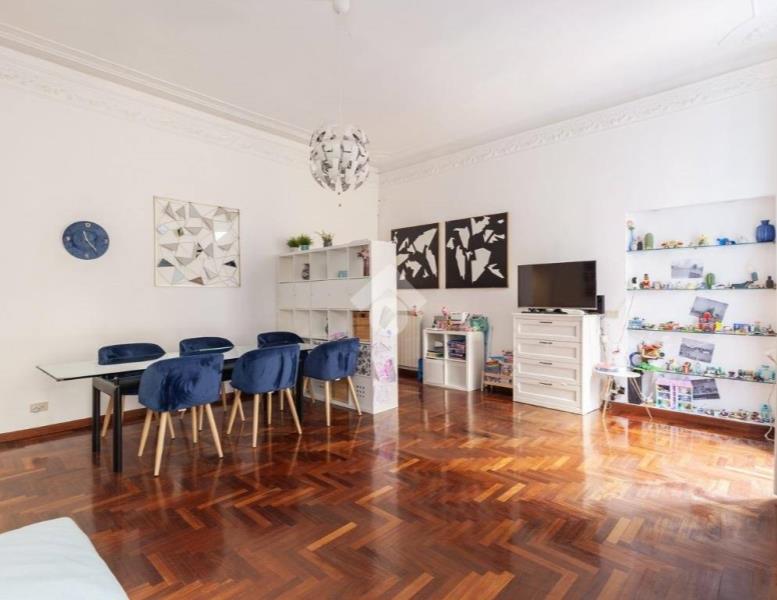appartamento in vendita a Roma in zona Campo Marzio