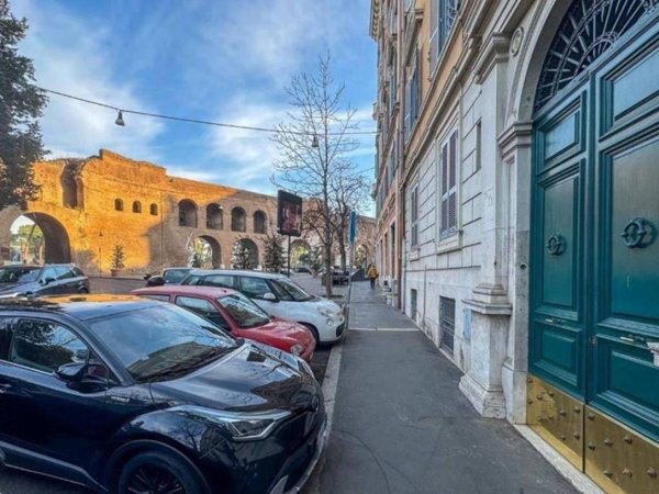 appartamento in vendita a Roma in zona Campo Marzio