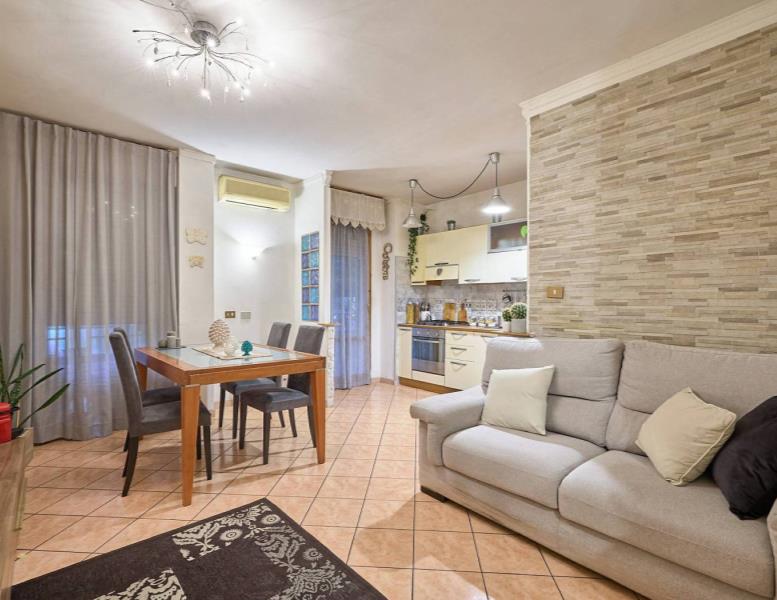 appartamento in vendita a Roma in zona Borghesiana