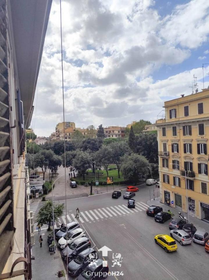 appartamento in vendita a Roma in zona Tuscolano
