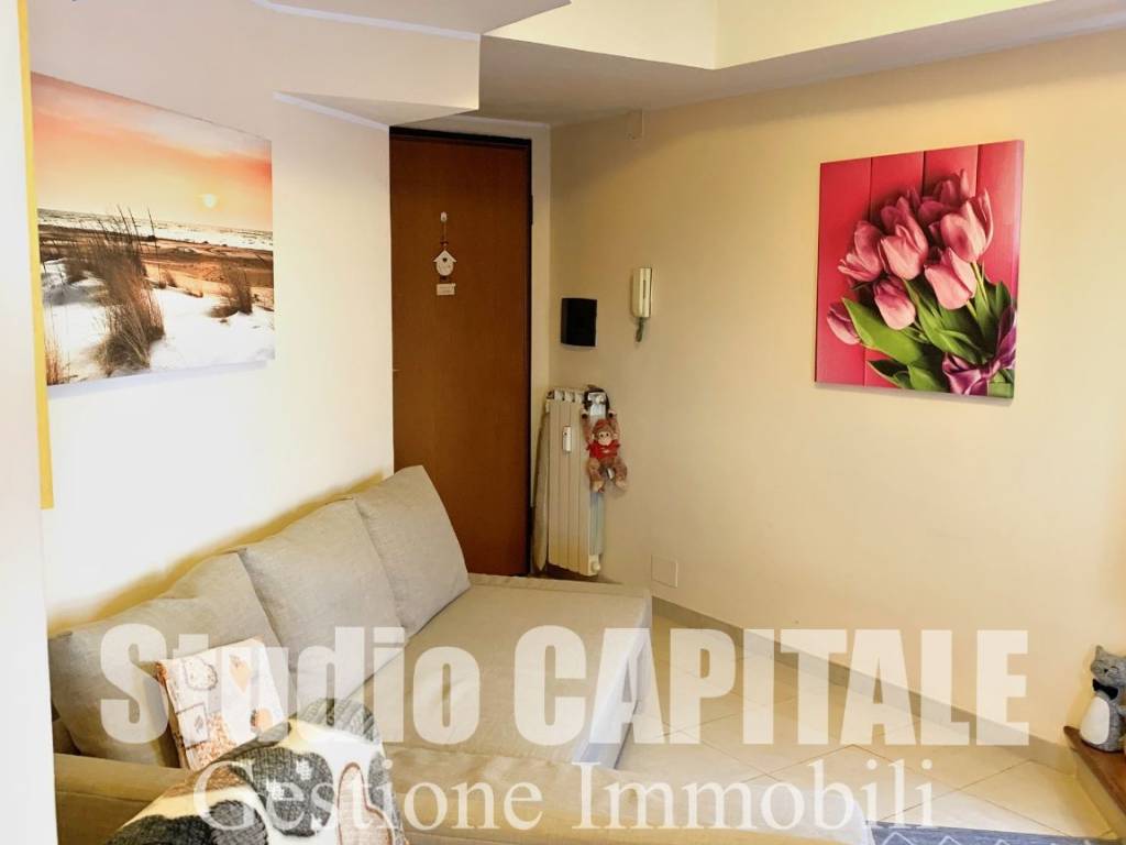 appartamento in vendita a Roma in zona Ostia Antica