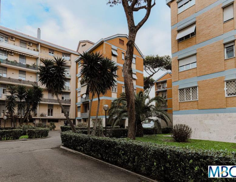 appartamento in vendita a Roma in zona Ostia