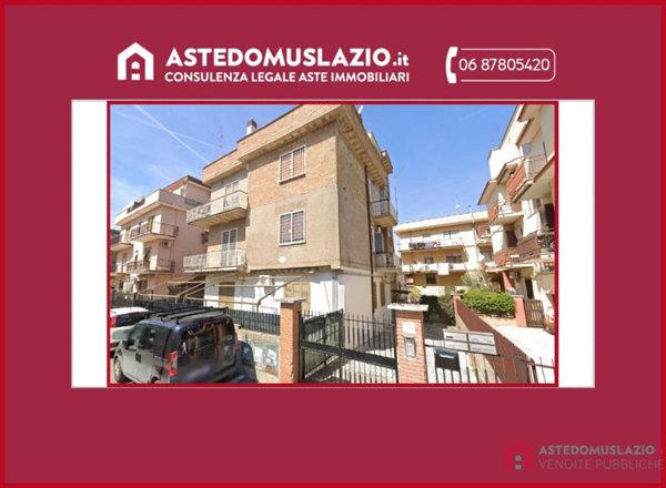 appartamento in vendita a Roma in zona Torre Angela