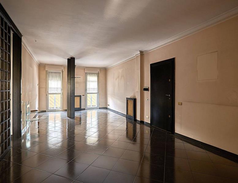 appartamento in vendita a Roma in zona Torre Gaia