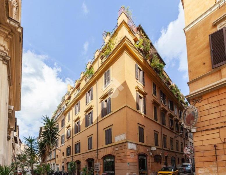 appartamento in vendita a Roma in zona Rione di Ponte