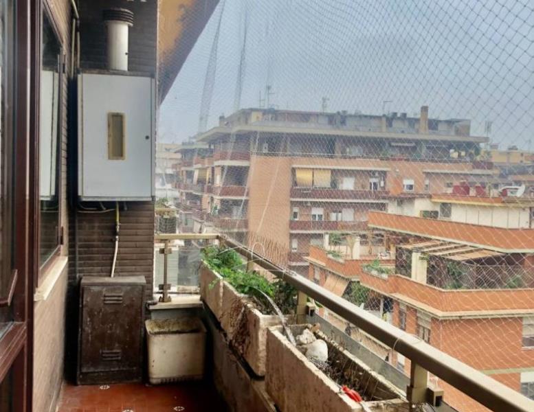 appartamento in vendita a Roma in zona Ostia