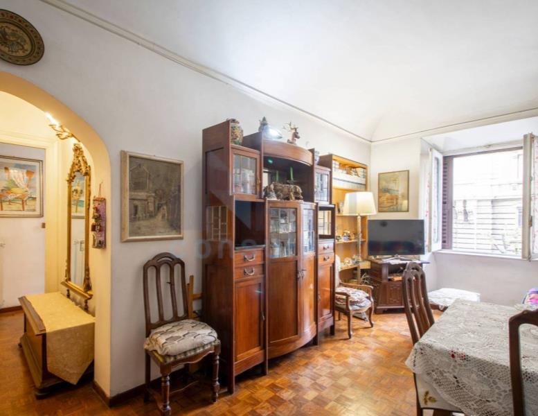 appartamento in vendita a Roma in zona Rione Prati