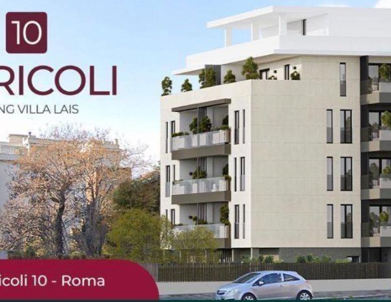 appartamento in vendita a Roma in zona Tuscolano