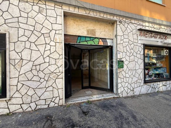 appartamento in vendita a Roma in zona Appio Latino