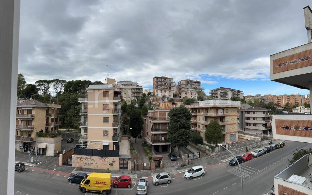 appartamento in vendita a Roma in zona Primavalle