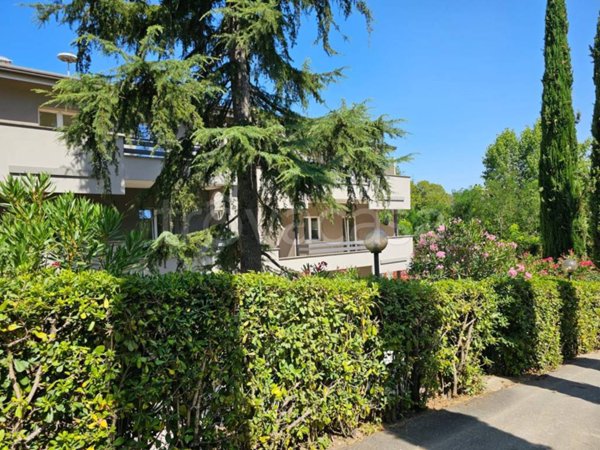 appartamento in vendita a Roma in zona Massimina/Casal Lumbroso