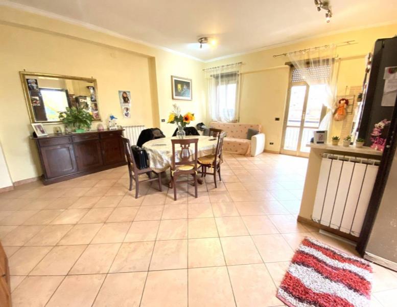 appartamento in vendita a Roma in zona EUR