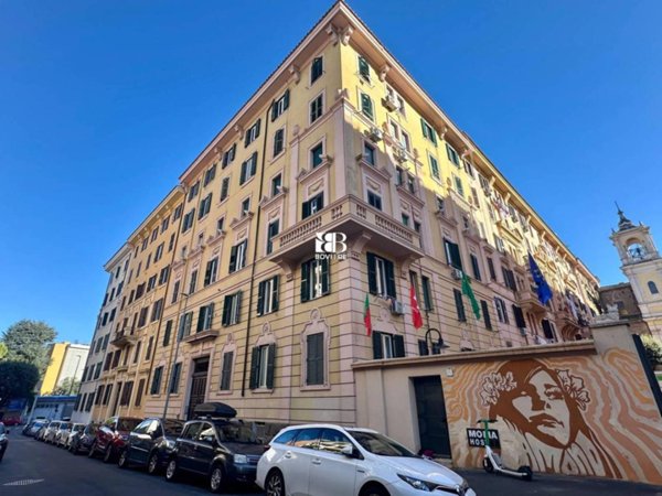 appartamento in vendita a Roma in zona Aurelio