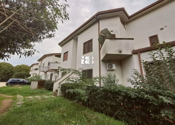 appartamento in vendita a Roma in zona Ostia