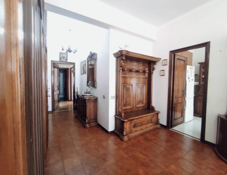 appartamento in vendita a Roma in zona EUR