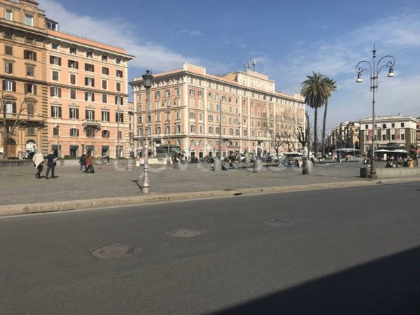 negozio in vendita a Roma