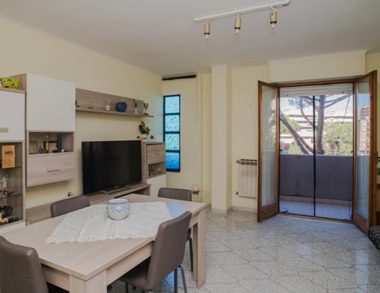 appartamento in vendita a Roma in zona Ponte Mammolo