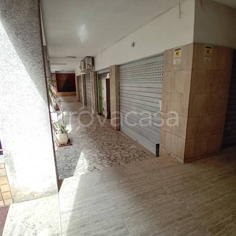 negozio in vendita a Roma in zona Gianicolense