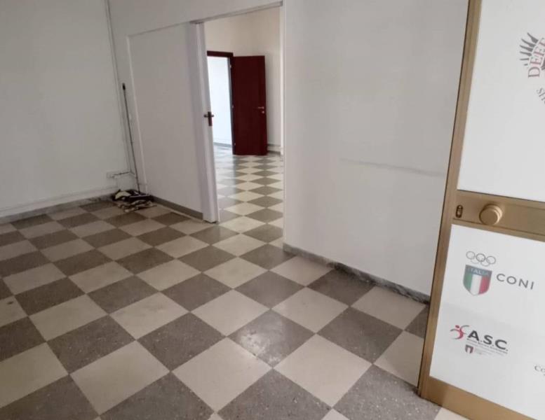 negozio in vendita a Roma in zona Gianicolense