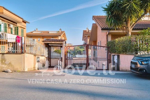 appartamento in vendita a Roma in zona Montespaccato