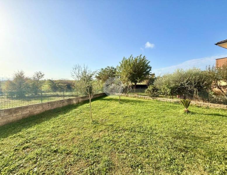 casa indipendente in vendita a Roma in zona Borghesiana