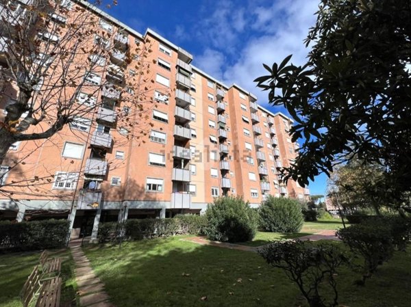 appartamento in vendita a Roma in zona Spinaceto