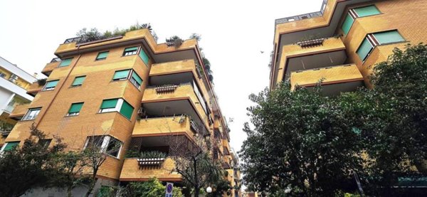 appartamento in vendita a Roma in zona Ostia