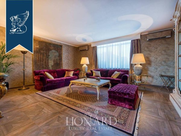 appartamento in vendita a Roma in zona Campo Marzio